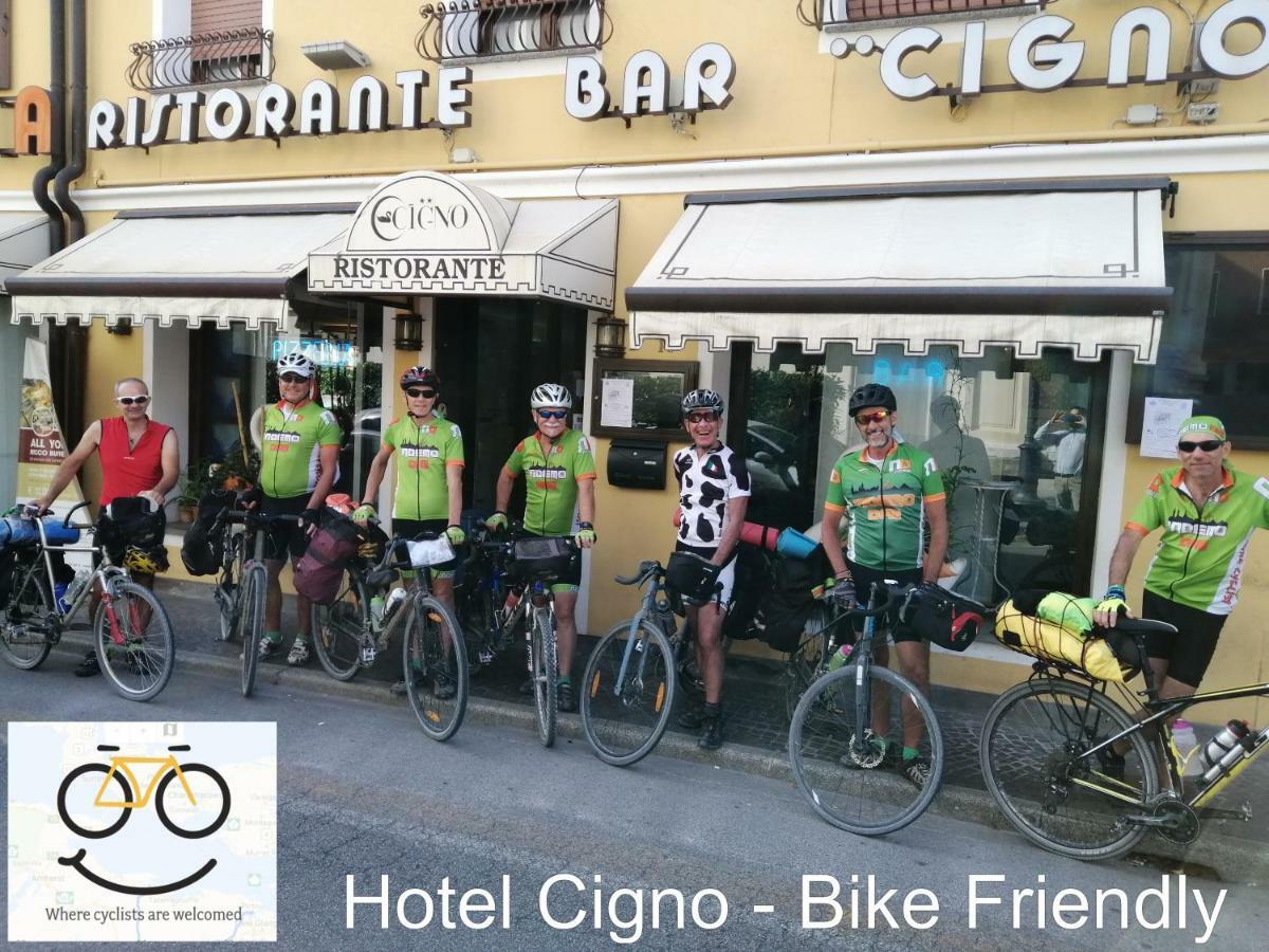 Hotel Ristorante Cigno - Camere And Aparthotel Latisana Εξωτερικό φωτογραφία